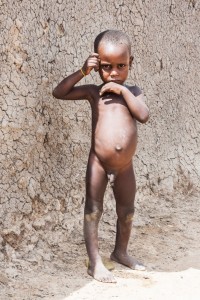 DO_2475: Mali - Child in a village